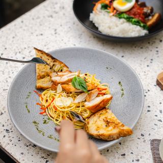 Grilled Chicken Aglio e Olio at Mapogu Coffee & Eatery, Jimbaran